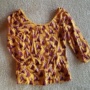 Yellow scoop neck fox shirt